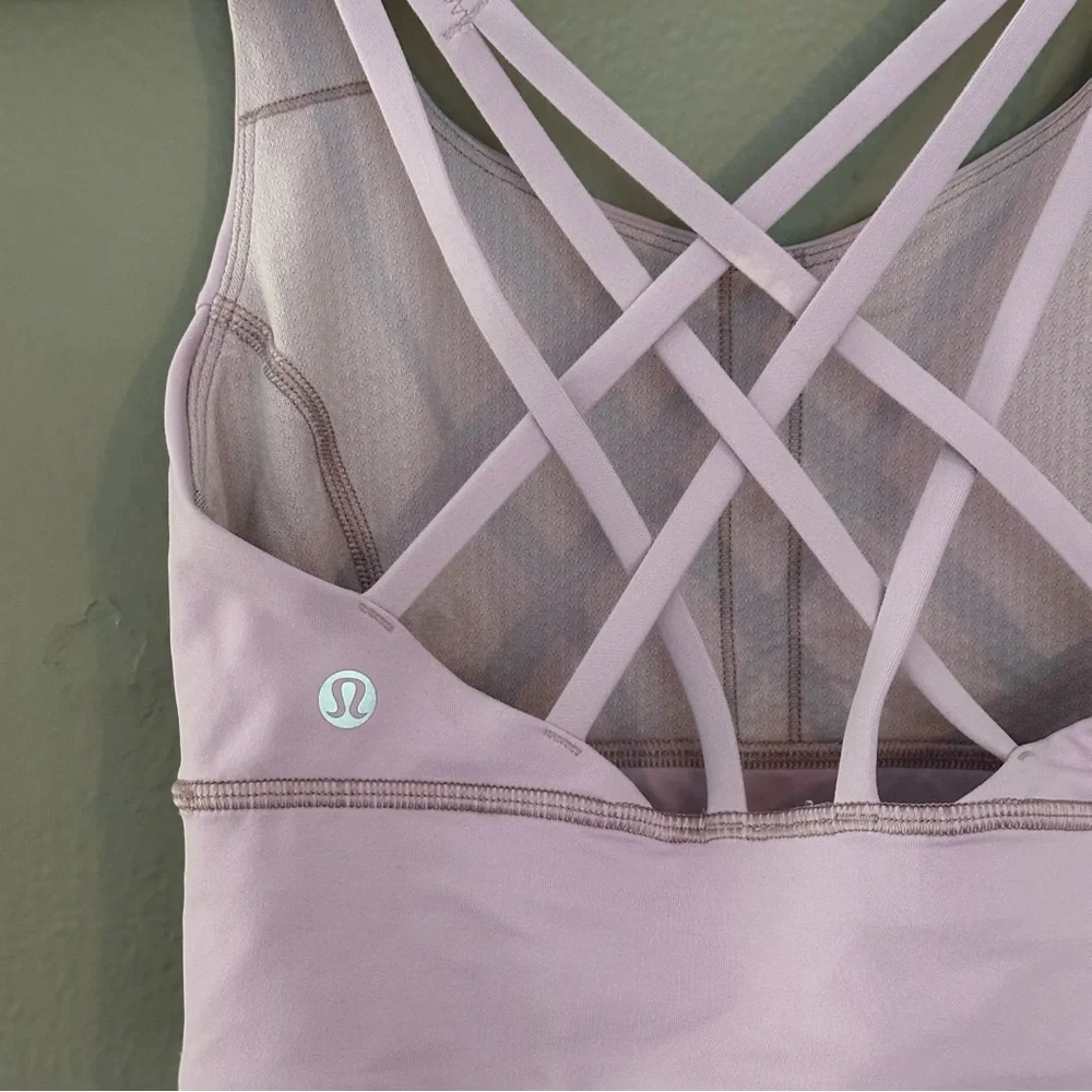 lululemon athletica Light Purple Strappy Sports Bra - Picture 4 of 4
